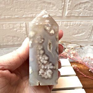 Gorgeous Small Flower Agate Tower Obelisk